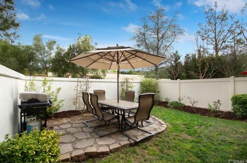 2 Brassie Ln, Trabuco Canyon, CA 92679-4954
