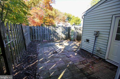 132 Rittenhouse Dr, Willingboro NJ  08046-2573 exterior