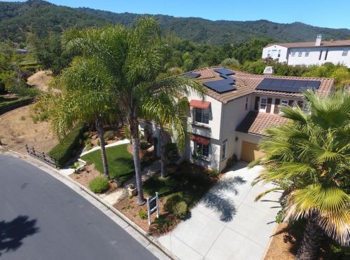 7455 Aberdeen Ct, Gilroy, CA 95020-3003