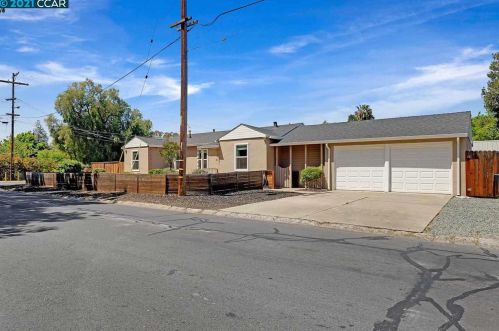 2704 Birch Ave, Concord CA  94520-1716 exterior