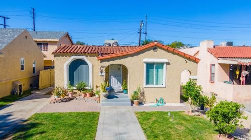 5833 Brayton Ave, Long Beach, CA 90805-4330