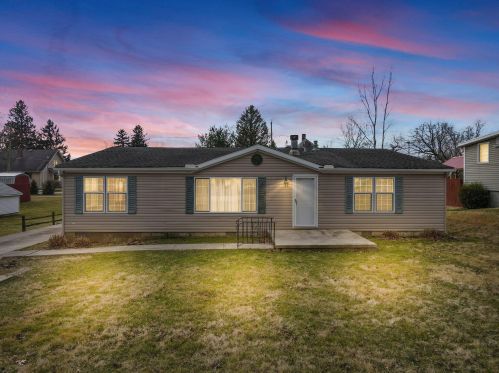 45 1st Ave, Pataskala, OH 43062-8336