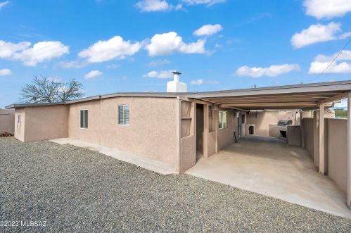 302 Oregon St, Tucson AZ  85706-3250 exterior