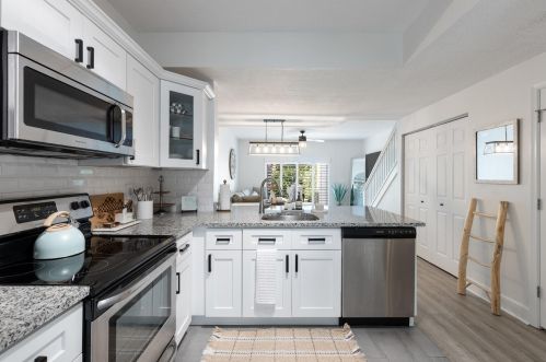 826 Kokomo Key Ln, Delray Beach FL  33483-6027 exterior