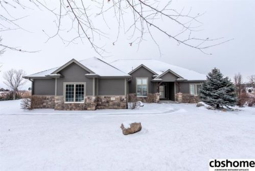 10144 230th Cir, Gretna, NE 68028-4333