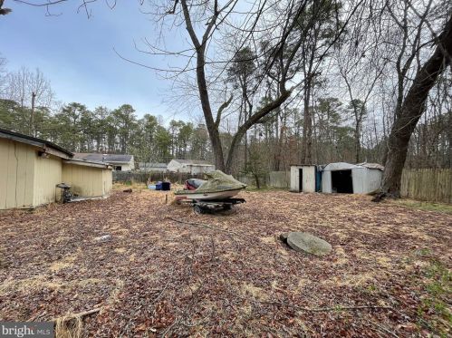 211 Palm Ave, Browns Mills NJ  08015-4128 exterior