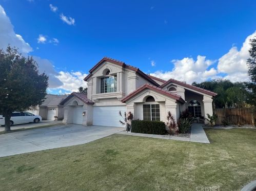 11300 Pecos River Dr, Bakersfield, CA 93312-5765