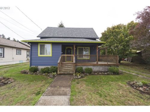 406 Jersey St, Silverton, OR 97381-1733