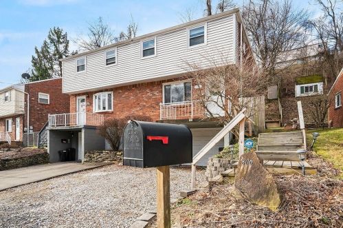 806 Killarney Dr, Pittsburgh, PA 15234-2505