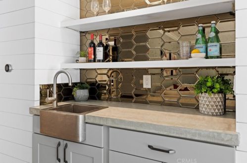 584 Andover Dr, Anaheim CA  92807-4606 exterior