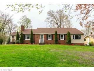 30512 Bridle Path Trl, Willowick, OH 44092-1106