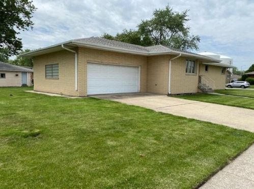 8105 Woodlawn Ave, Hammond, IN 46321-1714