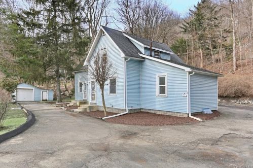369 Route 17, Tuxedo Park NY  10987-4306 exterior
