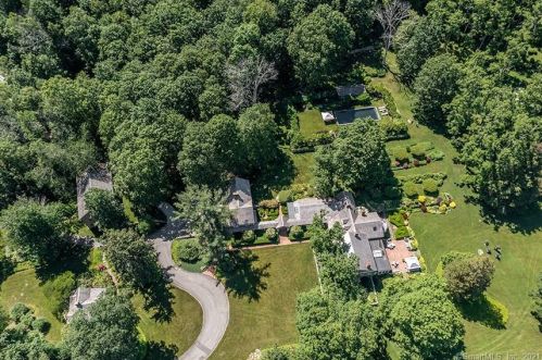 27 Macedonia Brook Rd, Kent, CT 06757-1018