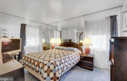 2 Nevada Ln, Willingboro NJ  08046-1315 exterior