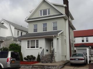 4412 Beach 44th St, Brooklyn, NY 11224-1034