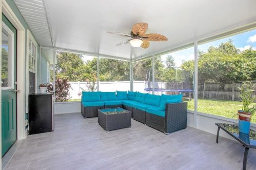 695 Cedar Ave, Orange City FL  32763-6814 exterior