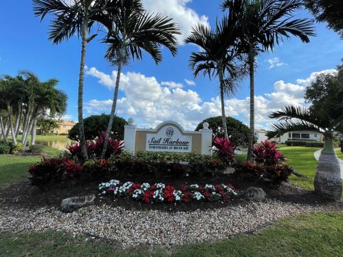 6255 Eaton St, West Palm Beach, FL 33411-6421