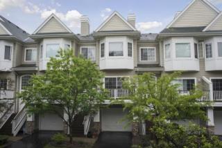 910 Fairfield Way, Hopkins, MN 55305-1492