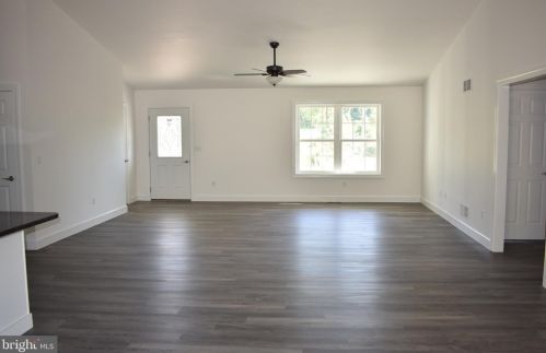 23 Second Mountain Rd, Schuylkill Haven, PA 17972-9798