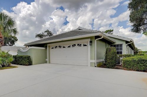 7301 Marsh Ter, Fort Pierce, FL 34986-3234