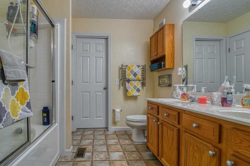 2400 Frontier Dr, Taylorsport KY  41048-7213 exterior
