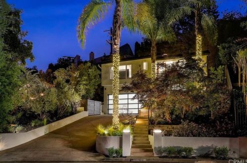 11900 Sunshine Ter, North Hollywood, CA 91604-3707