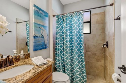 2982 Aviamar Cir, Naples FL  34114-9564 exterior