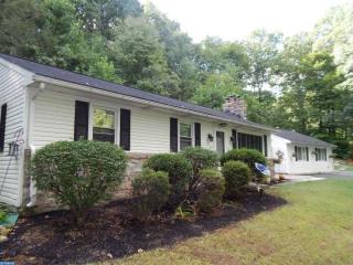 2108 Weisstown Rd, Spangsville, PA 19512-7804