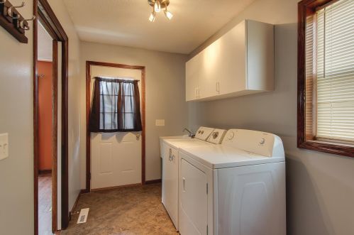 1221 Irving Ave, Minneapolis MN 55419-1126 exterior