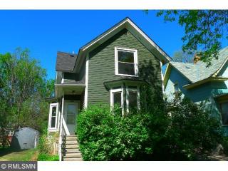 1051 17th Ave, Minneapolis, MN 55411-3205