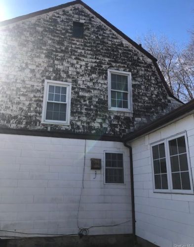 16 Circle Dr, Tuxedo Park NY  10987-4420 exterior