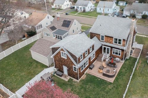 44 Greenfield Rd, Milford, CT 06460-6331