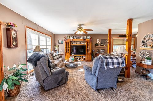 1746 Rose St, New Kensington PA  15068-3629 exterior