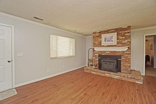 301 Bremen Dr, Saint Martin OH  45118-9479 exterior