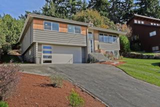 19812 11th Ave, Seattle, WA 98177-2619
