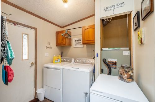 56 Wheatley Rd, North Charleroi PA  15022-3431 exterior