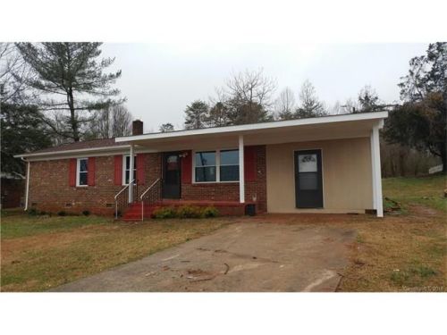 915 Carpenters Grove Church Rd, Lawndale, NC 28090-9263