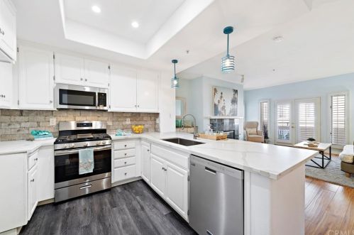 1900 Pacific Coast Hwy, Huntington Beach, CA 92648-3901