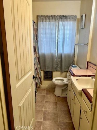 924 H St, Ontario CA  91762-2637 exterior