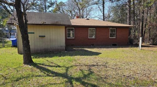 3304 Wedgewood Dr, Fayetteville, NC 28301-3158