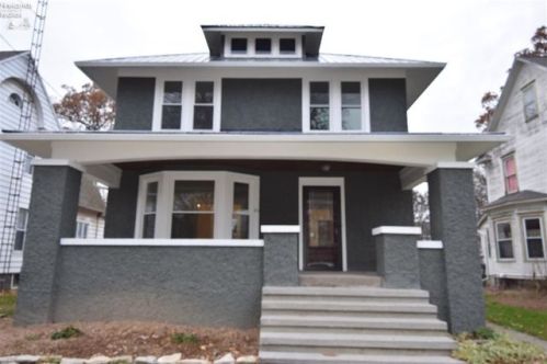 205 Euclid Ave, Bellevue, OH 44811-1045