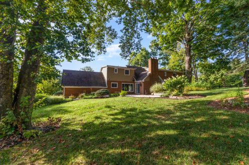 817 Rosewood Dr, Covington KY 41017-1385 exterior