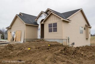110 Honeysuckle Ct, Monroe, IA 50170