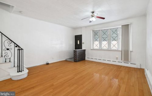 930 Mckean St, Philadelphia, PA 19148-2359