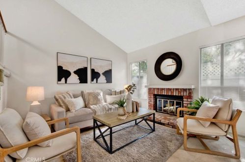 2020 Hastings Way, Anaheim, CA 92801-5386