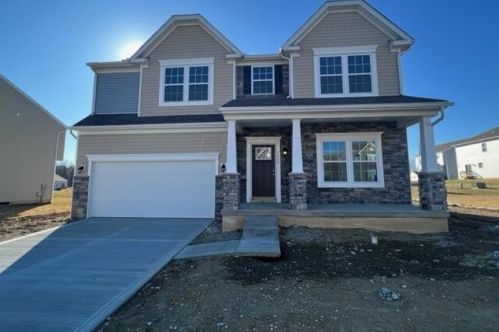 1068 Legacy Ln, Pataskala, OH 43062-8078