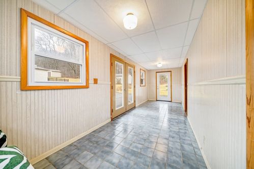 1558 Piedmont Rd, Somerset, PA 15501-4629