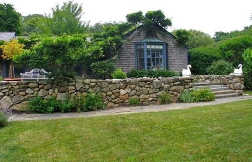 76 School House Ln, Marthas Vineyard, MA 02575
