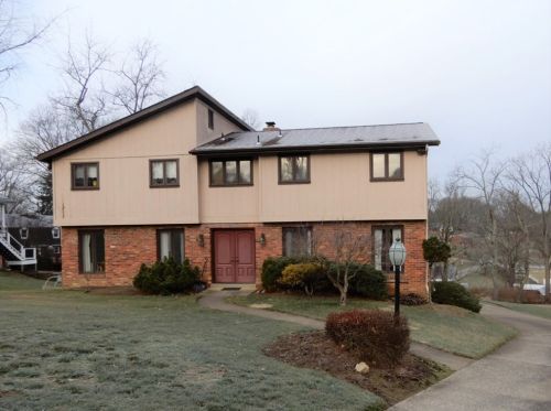 120 Candlelite Dr, Canonsburg, PA 15317-3606